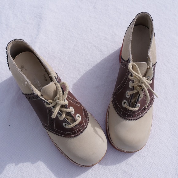 Vintage Shoes - Vintage 1970s Fanfare platform saddle shoe lace up oxfords